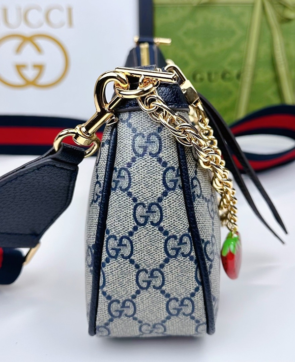 激安グッチバッグコピー角部分ディテール